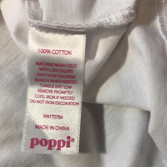 Poppi X Target Graphic Unisex Tee Size XL White Pink Graffiti | NWT - Picture 6 of 7